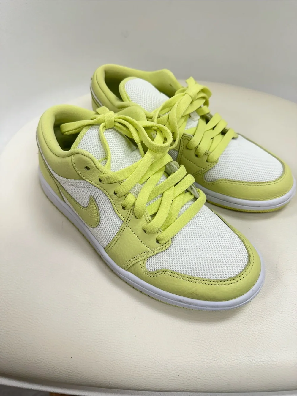 Nike Air Jordan 1 Low Lime Green & White Sneakers Women’s Size 7 (EU 38)
